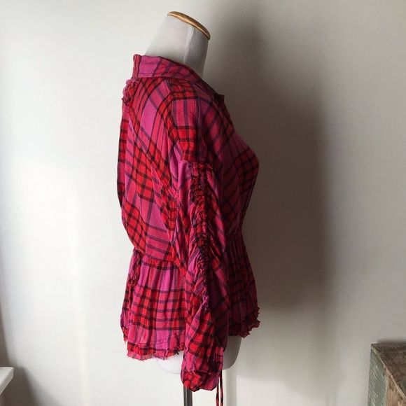NWOT Free People cinched raw edge snap up top, XS - Picture 3 of 6